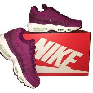 *BRAND NEW Women’s Nike Air Max 95 Premium